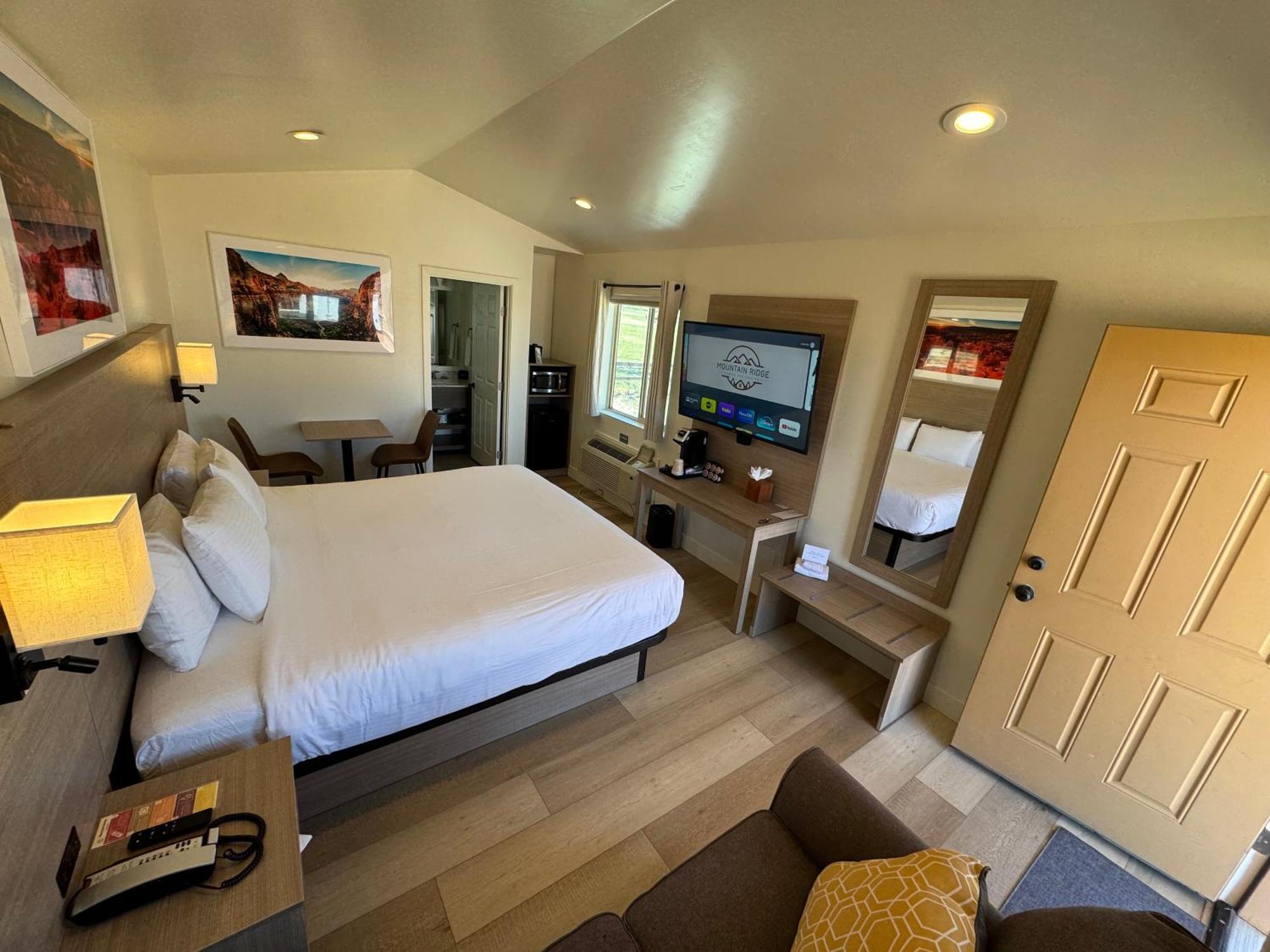 Mountain Ridge Cabins & Lodging Between Bryce And Zion National Park Hatch Exterior foto