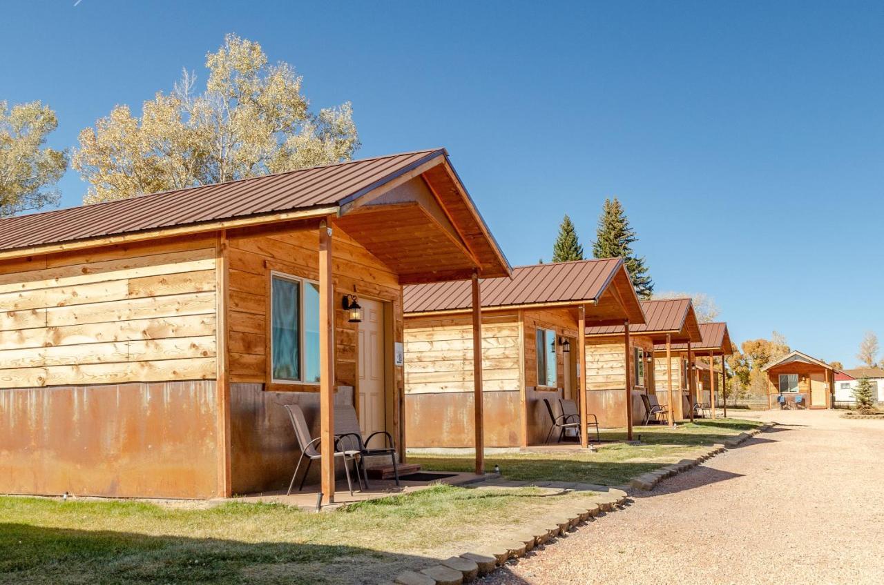 Mountain Ridge Cabins & Lodging Between Bryce And Zion National Park Hatch Exterior foto